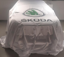 SLAVNOSTNÍ PŘEHOZ ŠKODA na AUTO - bílý