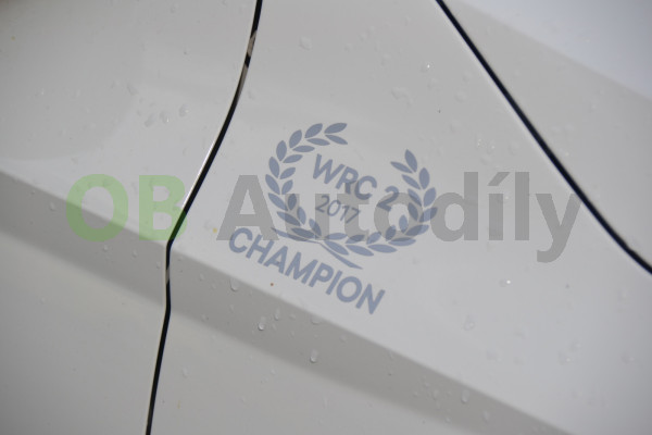 ŠKODA FABIA III R5-BOČNÍ NÁPIS WRC 2 2017 CHAMPION original - reflexní stříbrná