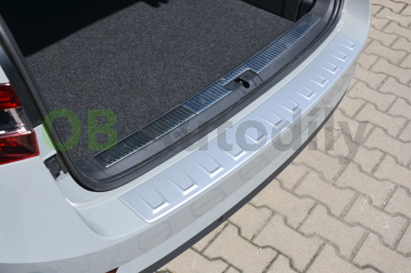 Škoda Superb III combi-Kryt zadního nárazníku (design VV) stříbrný