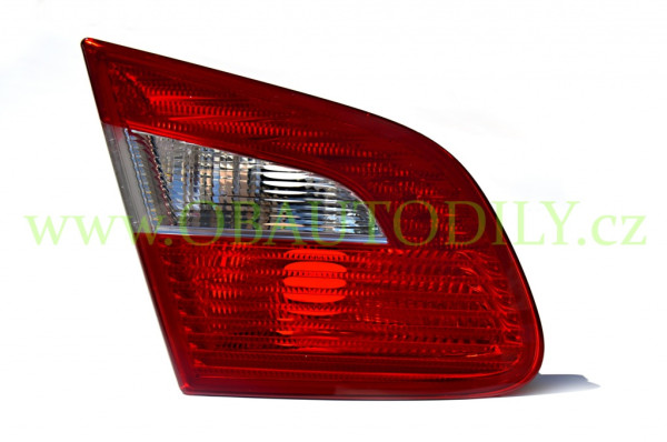 Škoda Superb II sedan-Zadní světlo dveřní Magneti Marelli (LLG362) - levé