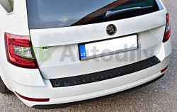 ŠKODA OCTAVIA III COMBI facelift-OCHRANNÝ KRYT ZADNÍHO NÁRAZNÍKU - design VV - GLOSSY BLACK