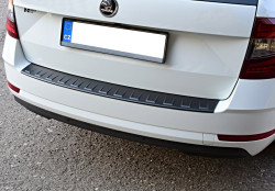 ŠKODA OCTAVIA III COMBI facelift-OCHRANNÝ KRYT ZADNÍHO NÁRAZNÍKU - design VV - BASIC