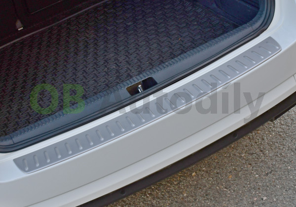 Škoda Octavia III combi-Ochranný kryt zadního nárazníku - stříbrný