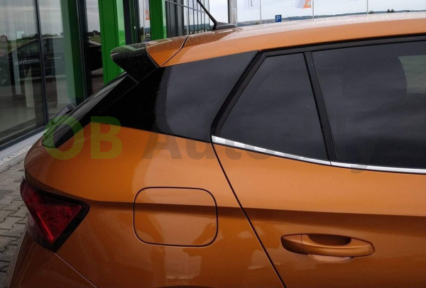 ŠKODA FABIA IV-DEKORATIVNÍ KRYTY C-SLOUPKŮ GLOSSY BLACK - černé