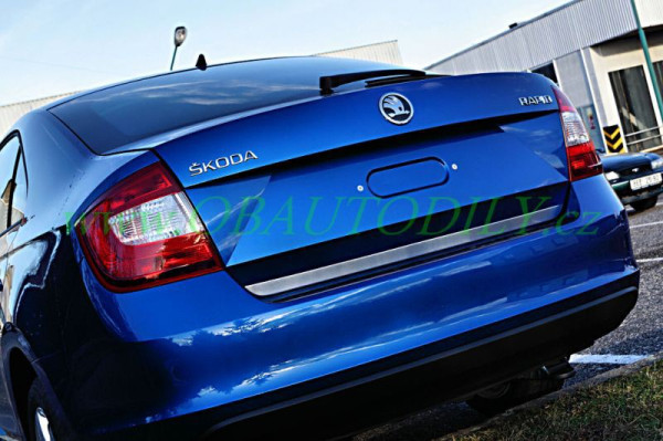 Škoda Rapid-Nerez spodní lišta pátých dveří OMTEC - broušená