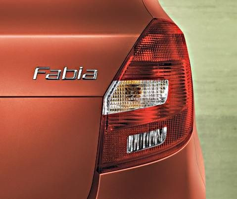 ŠKODA FABIA II-ZADNÍ NÁPIS FABIA original bez MOTORIZACE