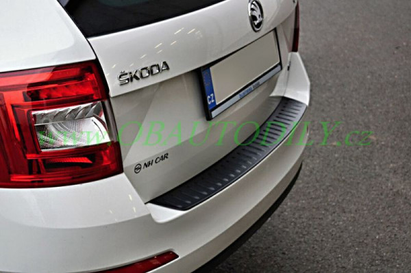 ŠKODA OCTAVIA III COMBI-OCHRANNÝ KRYT ZADNÍHO NÁRAZNÍKU - BASIC