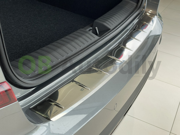 Škoda Kamiq facelift-Kryt zadního nárazníku nerez AVISA - chromový lesk