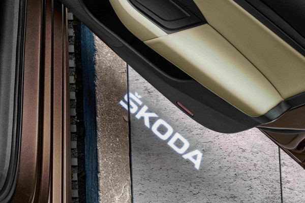 ŠKODA KAROQ, KODIAQ, OCTAVIA IV-LED PROJECTOR (osvětlení nástupního prostoru) s nápisem ŠKODA original - sada