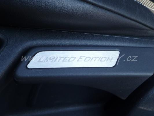 Škoda Octavia II-Výplň do polohovací pásky Limited Edition - 2 ks