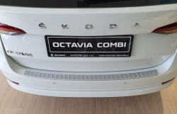 ŠKODA OCTAVIA IV COMBI-OCHRANNÝ KRYT ZADNÍHO NÁRAZNÍKU - ALU LOOK