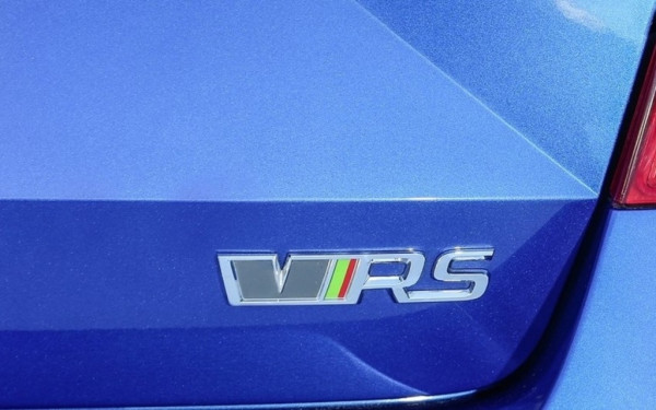 Škoda Octavia III facelift-Zadní nápis RS original