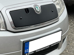 ŠKODA FABIA-ZIMNÍ CLONA POLSKO PŘEDNÍ MASKY - horní